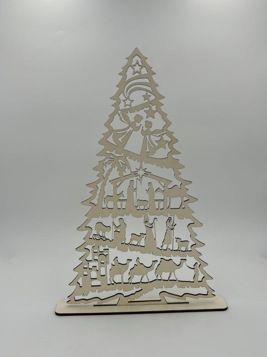 Arbre de Noël avec crèches