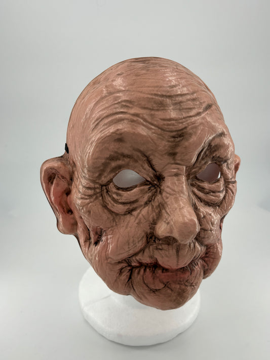 Masque de grand-mère