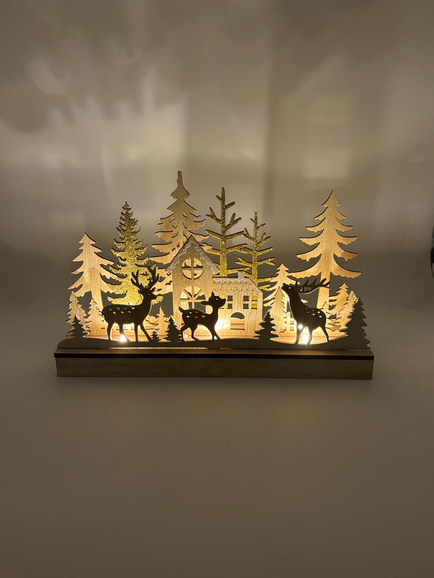 Scène d’hiver Forêt d’hiver avec éclairage en bois LED Beige (L/H/P) 30x18x8cm