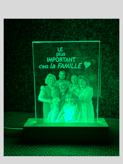Plexiglas personnalisé avec socle lumineux