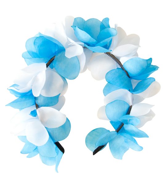 Couronne de fleurs bleu et blanche