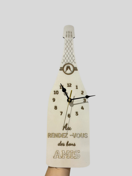 Horloge en forme de bouteille